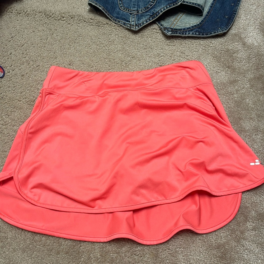 Brand new athletic skirt